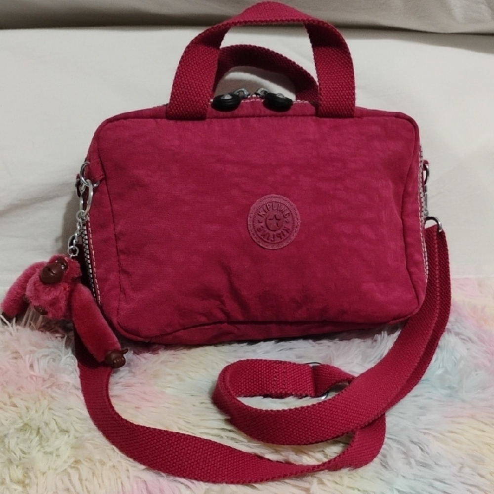 (#30) SALE! Kipling Maroon Crossbody Lunch Bag Hardly Used